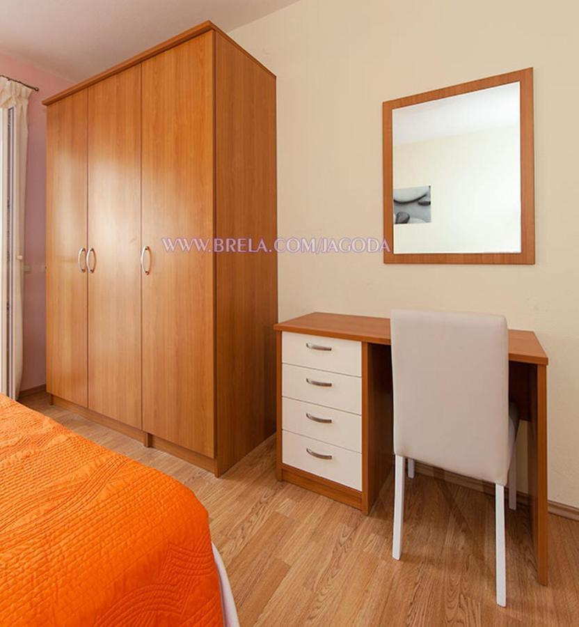 Apartments Jagoda Brela Bagian luar foto
